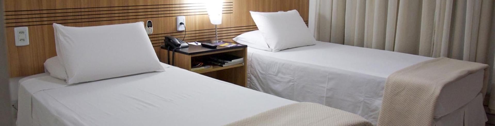 Rosa'S Hotel โตเลโด ภายนอก รูปภาพ