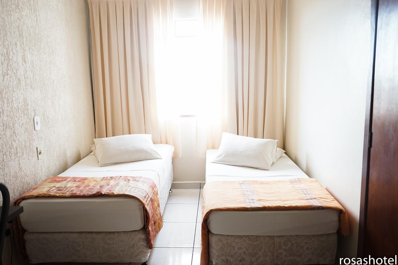 Rosa'S Hotel โตเลโด ภายนอก รูปภาพ